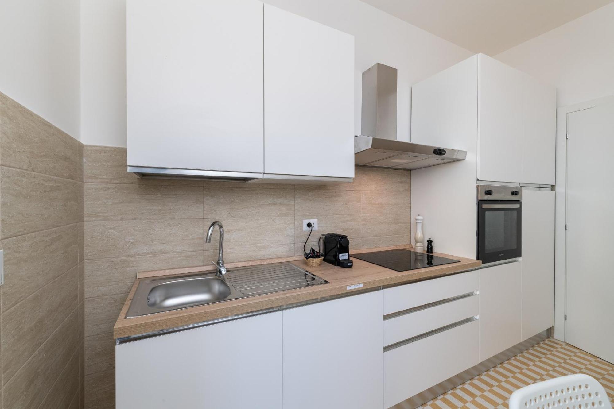 Luxury And Sweet Home-Metro Malatesta Roma Esterno foto