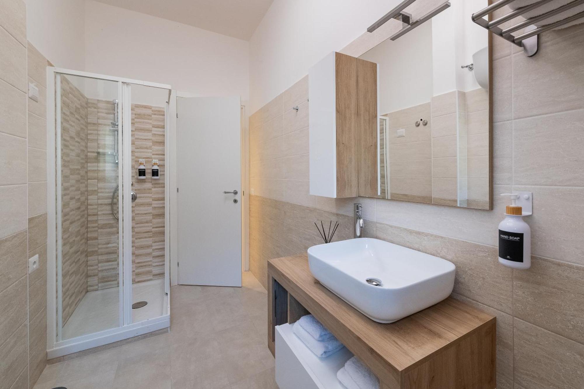 Luxury And Sweet Home-Metro Malatesta Roma Esterno foto